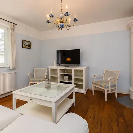 Haushaelfte Breetz Holiday home